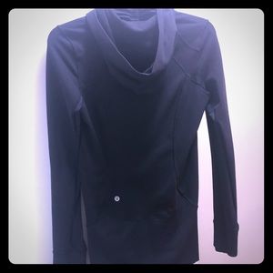 Like new lulu lemon black zip